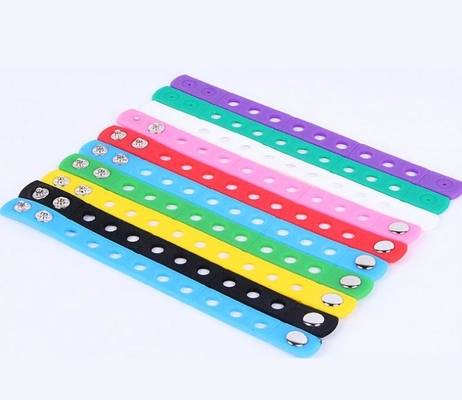 กำไลยางซิลิโคนกีฬาของขวัญปรับด้วยเสน่ห์ PVC